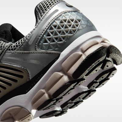 Talla 7.5 Nike Zoom Vomero 5