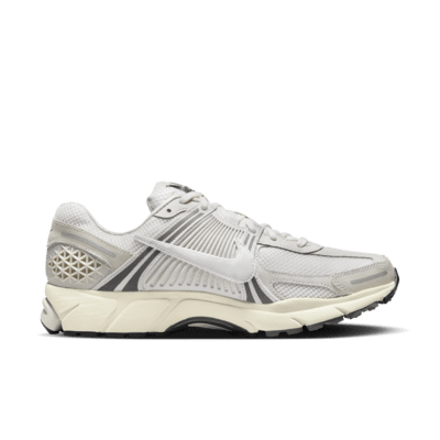 Nike Zoom Vomero 5 SE