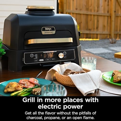 Ninja Woodfire Pro Connect XL Outdoor Grill & Smoker   Bluetooth  App Enabled   7 in 1 Grill  BBQ Smoker  Outdoor Air Fryer   Woodfire Technology   Built In Thermometer   Black & Gold   OG951BK1