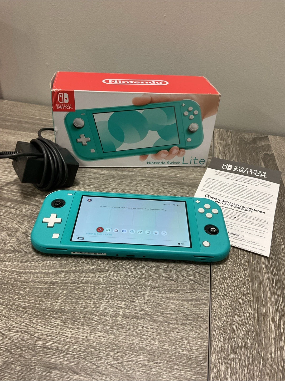Nintendo Switch Lite 