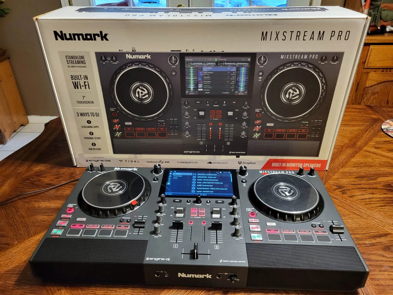 Numark Mixstream Pro Stand Alone DJ Controller Complete   IMMACULATE CONDITION 