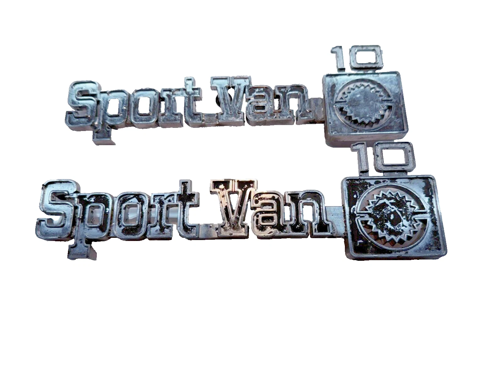 OEM 70s   80s CHEVY Truck Sport Van 10 Emblem Badge 363583 Metal Chrome B32 72