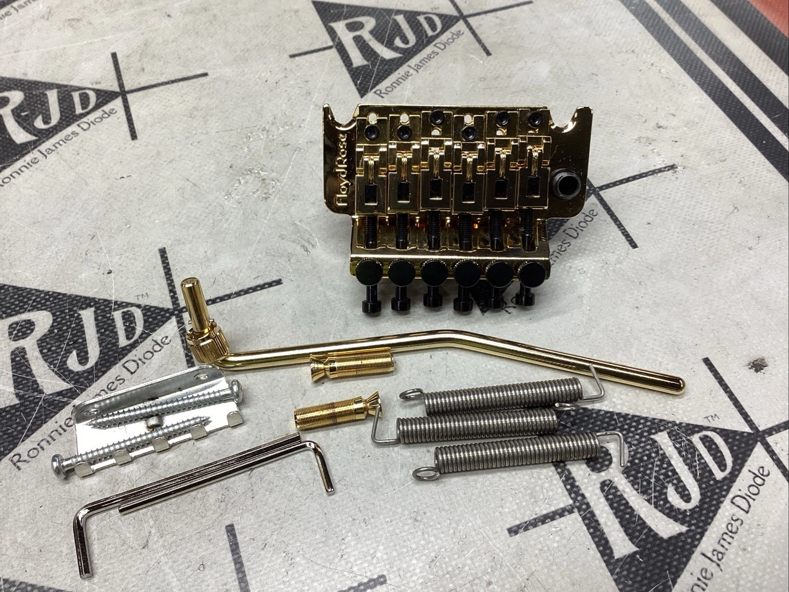 OEM Floyd Rose Tremolo Bridge Vibrato Gold Locking 37mm