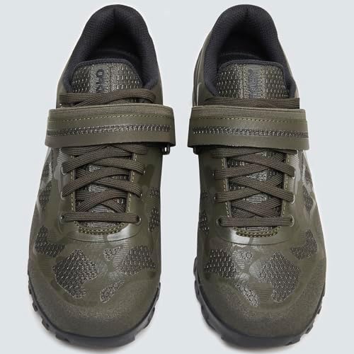 Talla 7 - Oakley Mens Koya Recycled Mountain Bike Sneaker