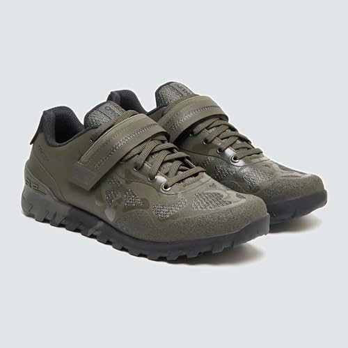 Talla 7 - Oakley Mens Koya Recycled Mountain Bike Sneaker