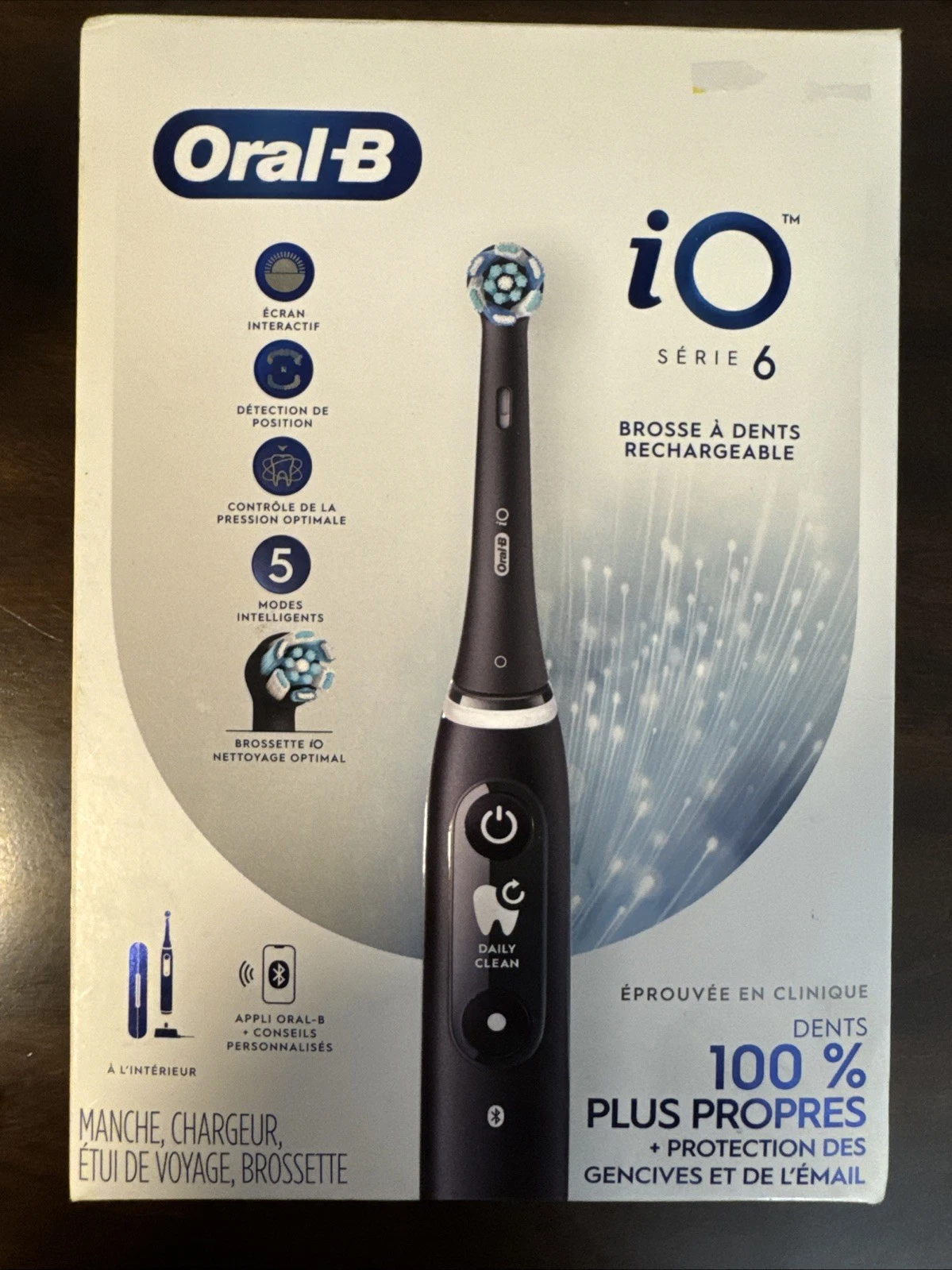 Cepillo de dientes eléctrico Oral-B iO Serie 6 con (1) cabezal, color negro lava.