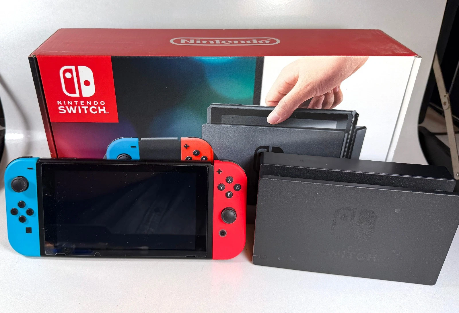 Original Nintendo Switch Console   Red & Blue Joy Cons   Complete in Box   128GB
