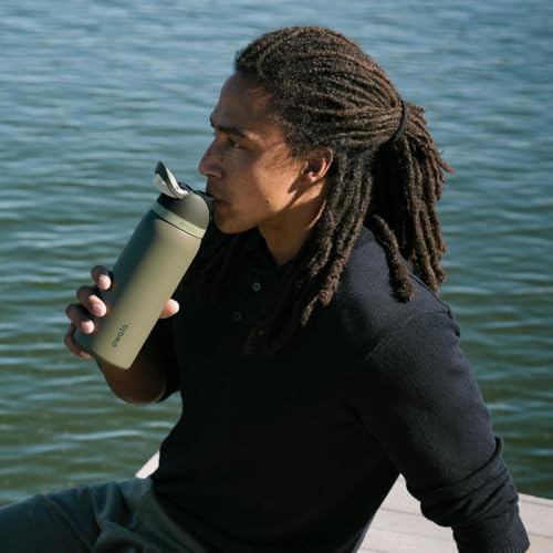 Owala FreeSip Insulated Stainless Steel Water Bottle with Straw for Sports  Travel  and School BPA Free Sports Water Bottle  32 oz  Beach House