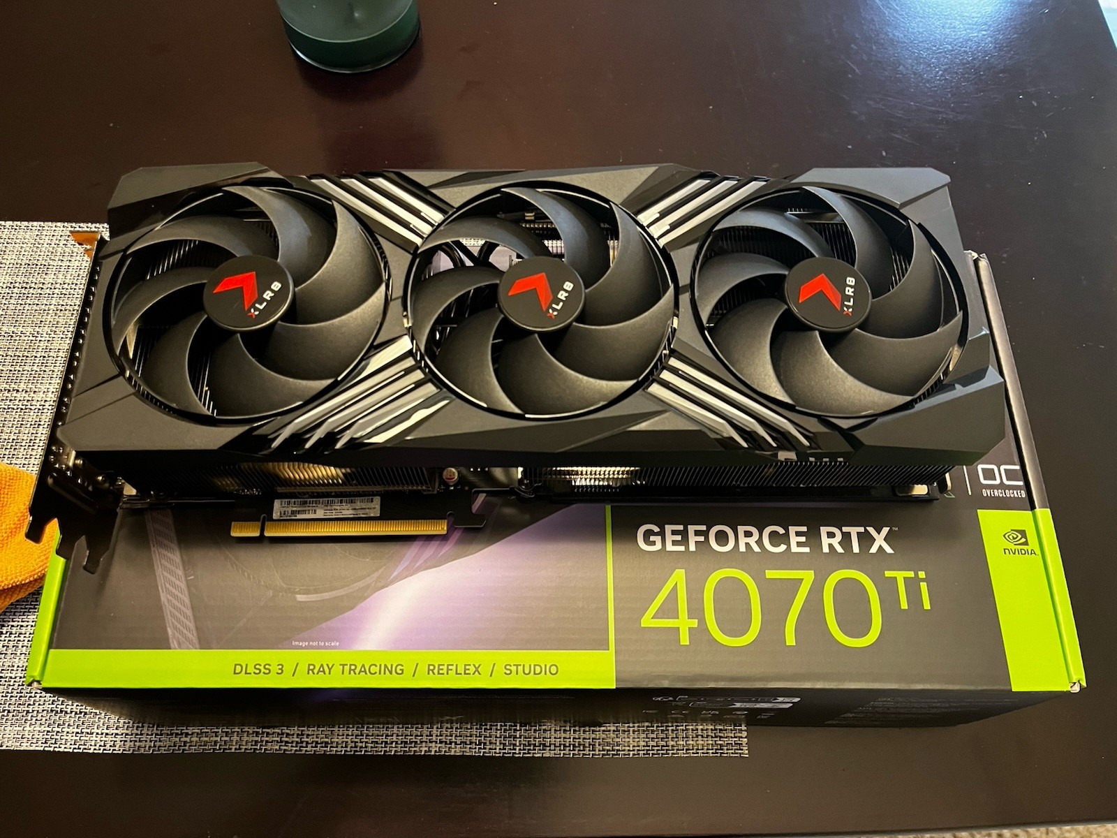 PNY GeForce RTX 4070 Ti XLR8 Gaming VERTO EPIC X RGB OC Triple Fan 12GB