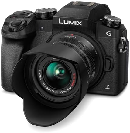 Panasonic Cámara digital Lumix G7 4K con lente Lumix G Vario de 0.551-1.654 in (renovada)