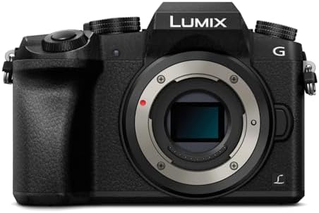Panasonic Cámara digital Lumix G7 4K con lente Lumix G Vario de 0.551-1.654 in (renovada)