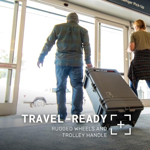 Pelican Air 1615 Travel Case   Suitcase Luggage  Black