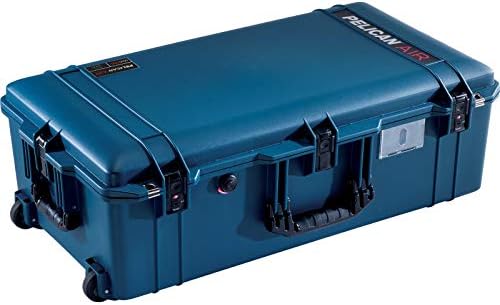 Pelican Air 1615 Travel Case   Suitcase Luggage  Black
