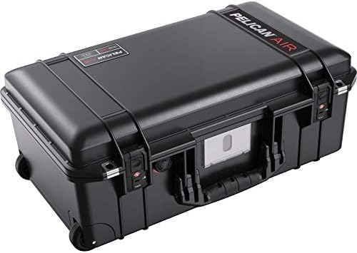 Pelican Air 1615 Travel Case   Suitcase Luggage  Black