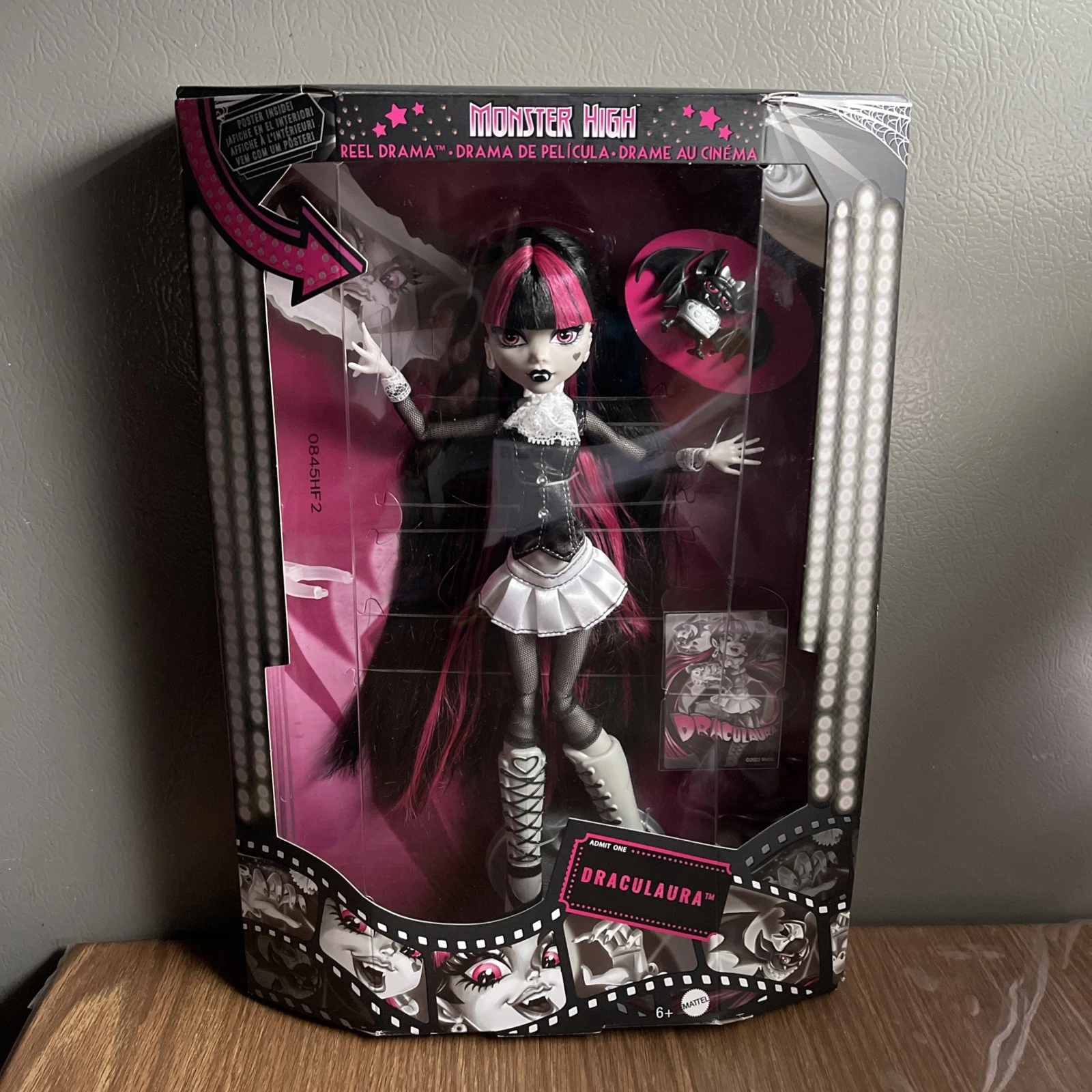 READ DESCRIPTION 2022 Reel Drama Monster High Draculaura Doll NIB