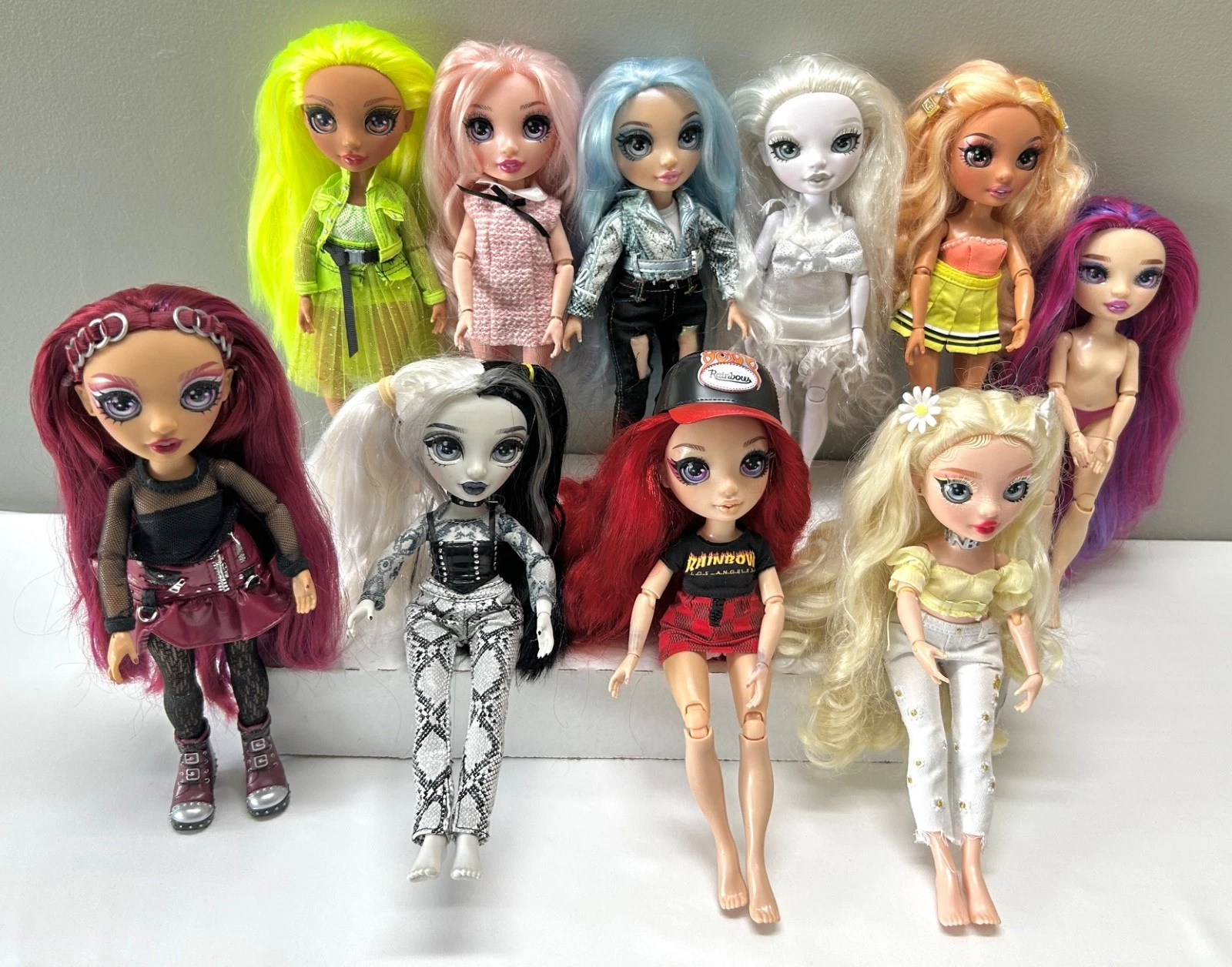 Muñeca Rainbow High Shadow High Lote de 10 Delilah Gabriella Mila Heather Natasha