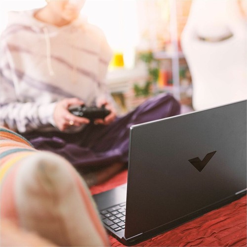 Portátil para juegos HP Victus de 15,6" FHD, 144 Hz, R5-7535HS, 8 GB, 512 GB, RX 6550M, reacondicionado