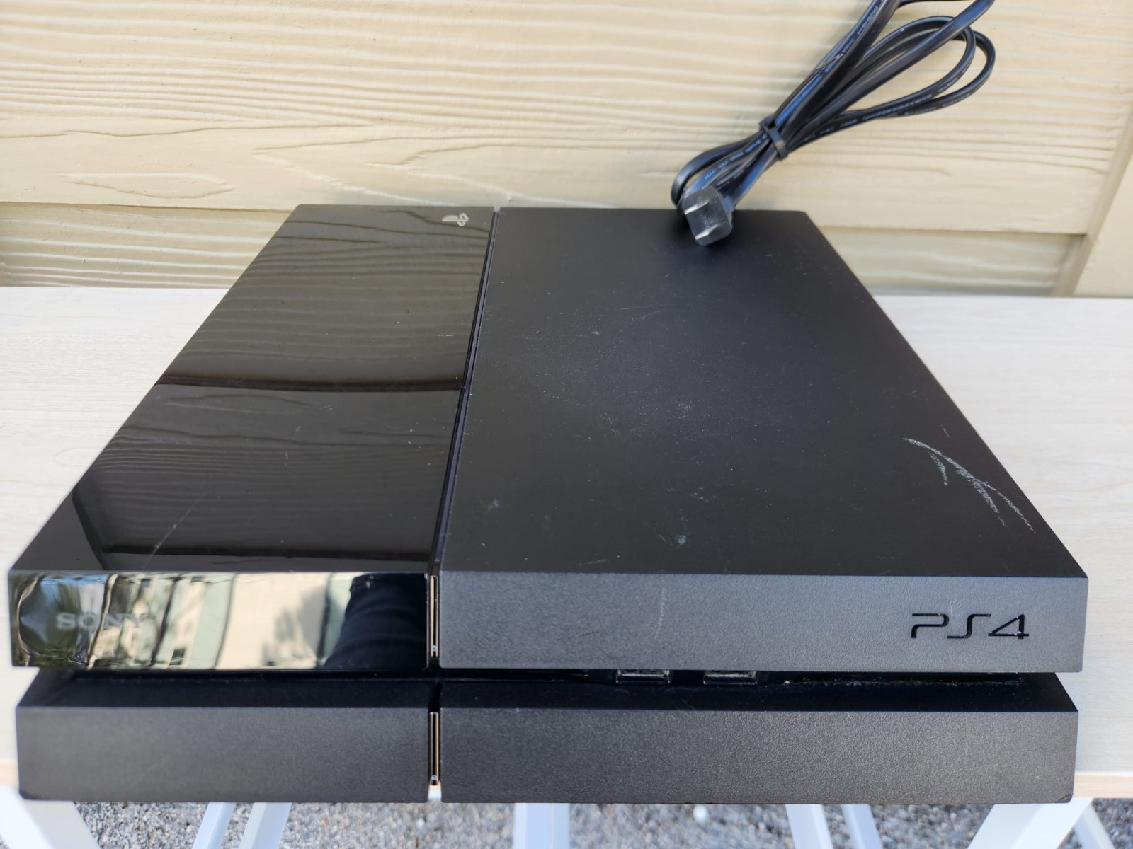 SONY PlayStation 4   Model CUH 1001A    CONSOLE ONLY  Untested