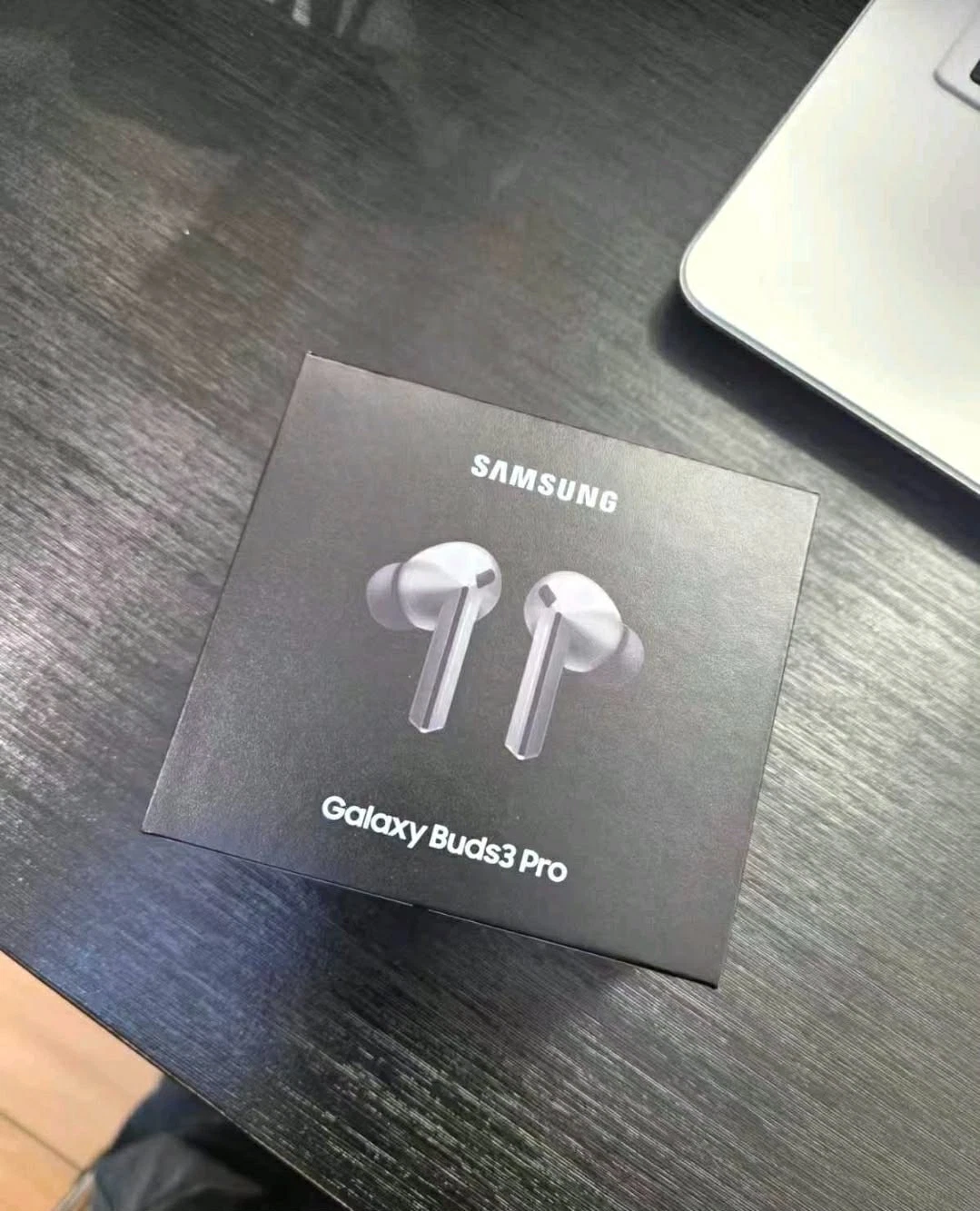 Samsung Galaxy Buds3 PRO In Ear Noise Cancelling True Wireless   Silver