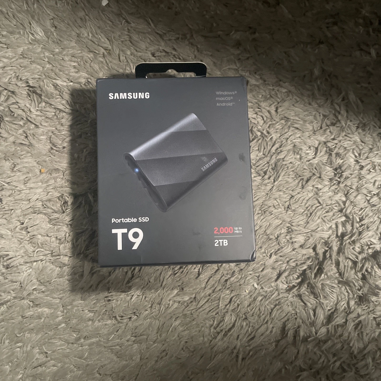 Samsung T9 Portable 2TB 2000MB/s SSD   Black  MU PG2T0B/AM 