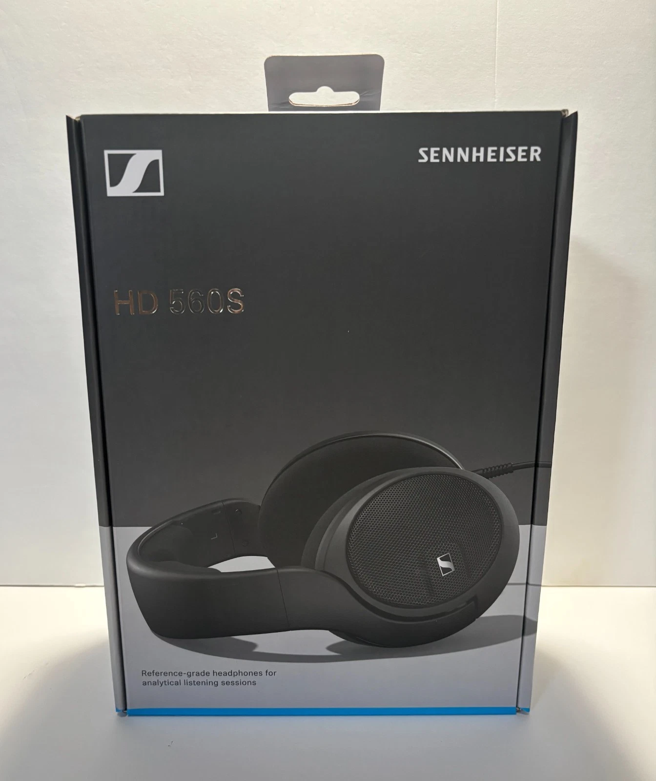 Auriculares con cable Sennheiser HD 560S de copa abierta con conector de 3,5 mm, color negro, NUEVOS