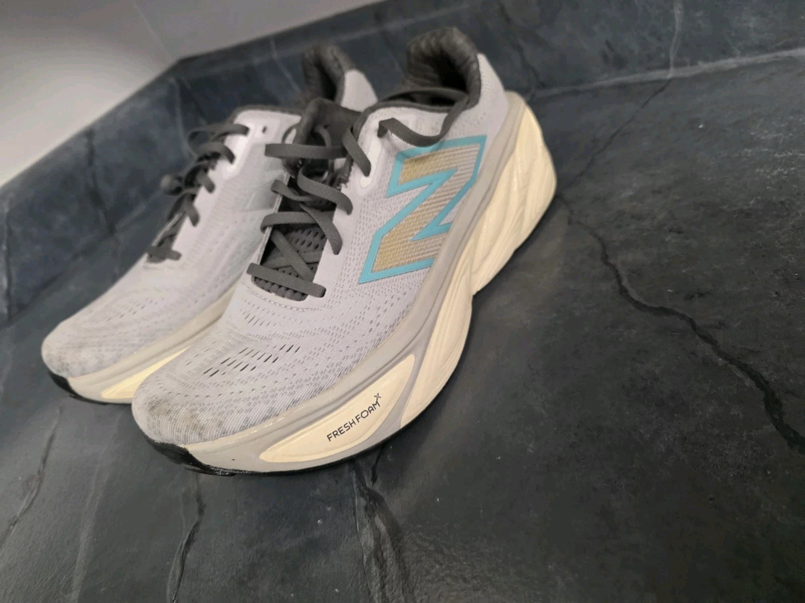 Size 11D   New Balance Fresh Foam X More v5 Brighton Grey Cyber Jade