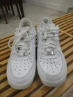 Size 7   Nike Air Force 1 Low  07 White