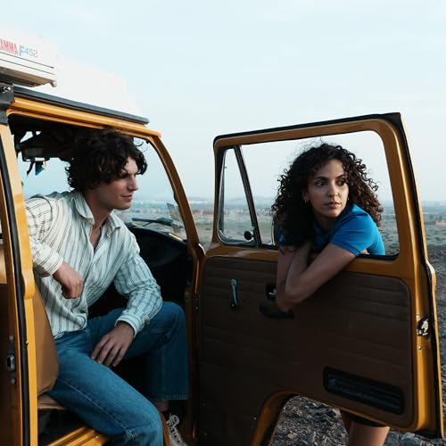 Sony Alpha ZVE10 II   APS C Interchangeable Lens Mirrorless Content Creators  Camera   Black   with Lens