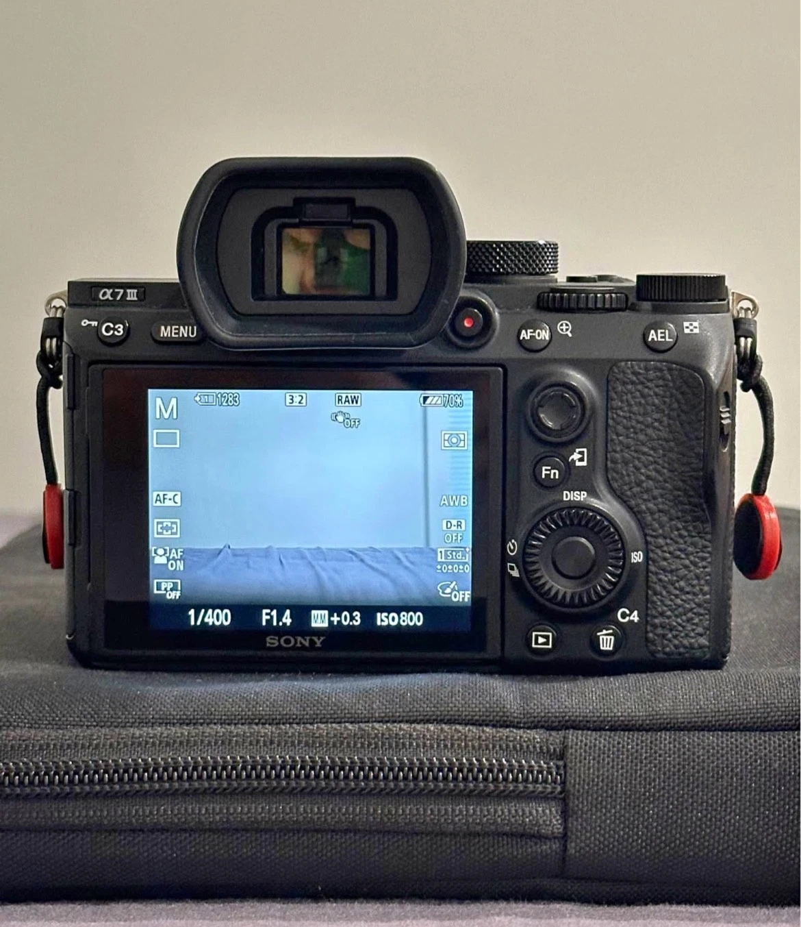Sony Alpha a7 III PM, la primera cámara 4K de 24 MP con sensor de fotograma completo.