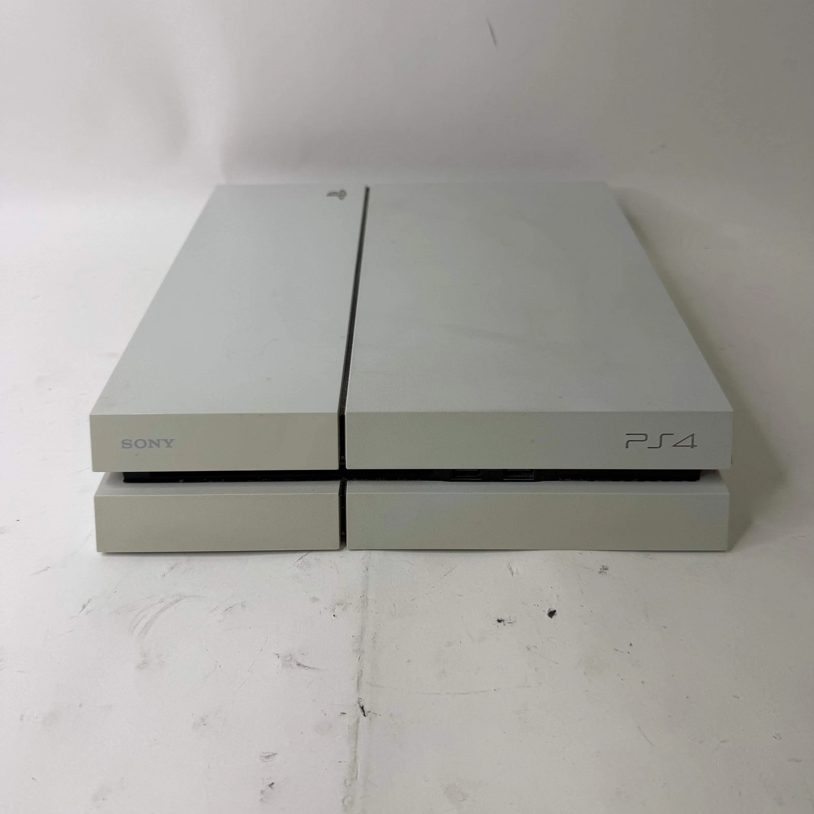 Sony PlayStation 4 PS4 500GB White Console Gaming System Only CUH 1115A