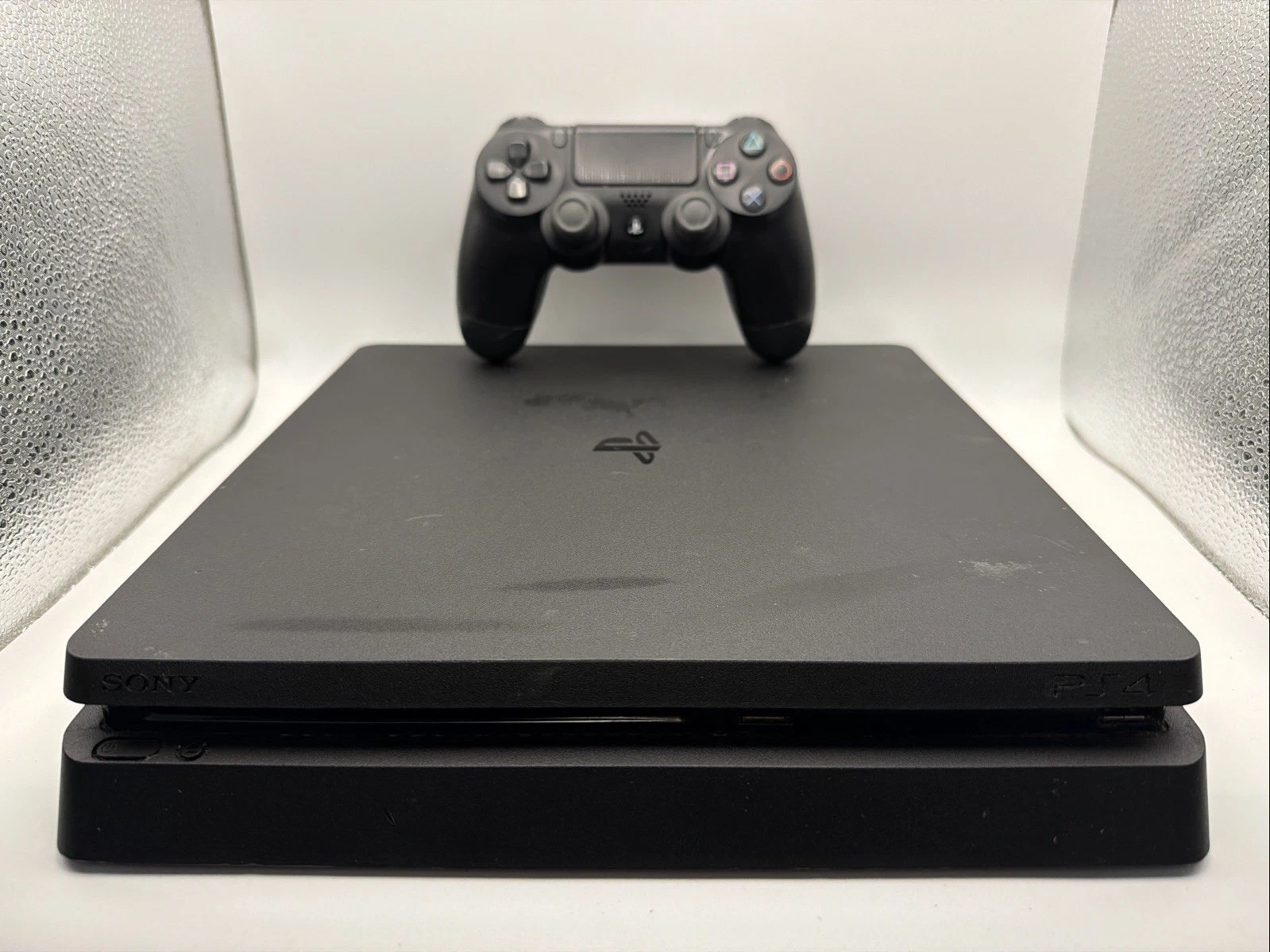 Sony PlayStation 4 Slim 1TB Console   Jet Black With OEM Controller Tested