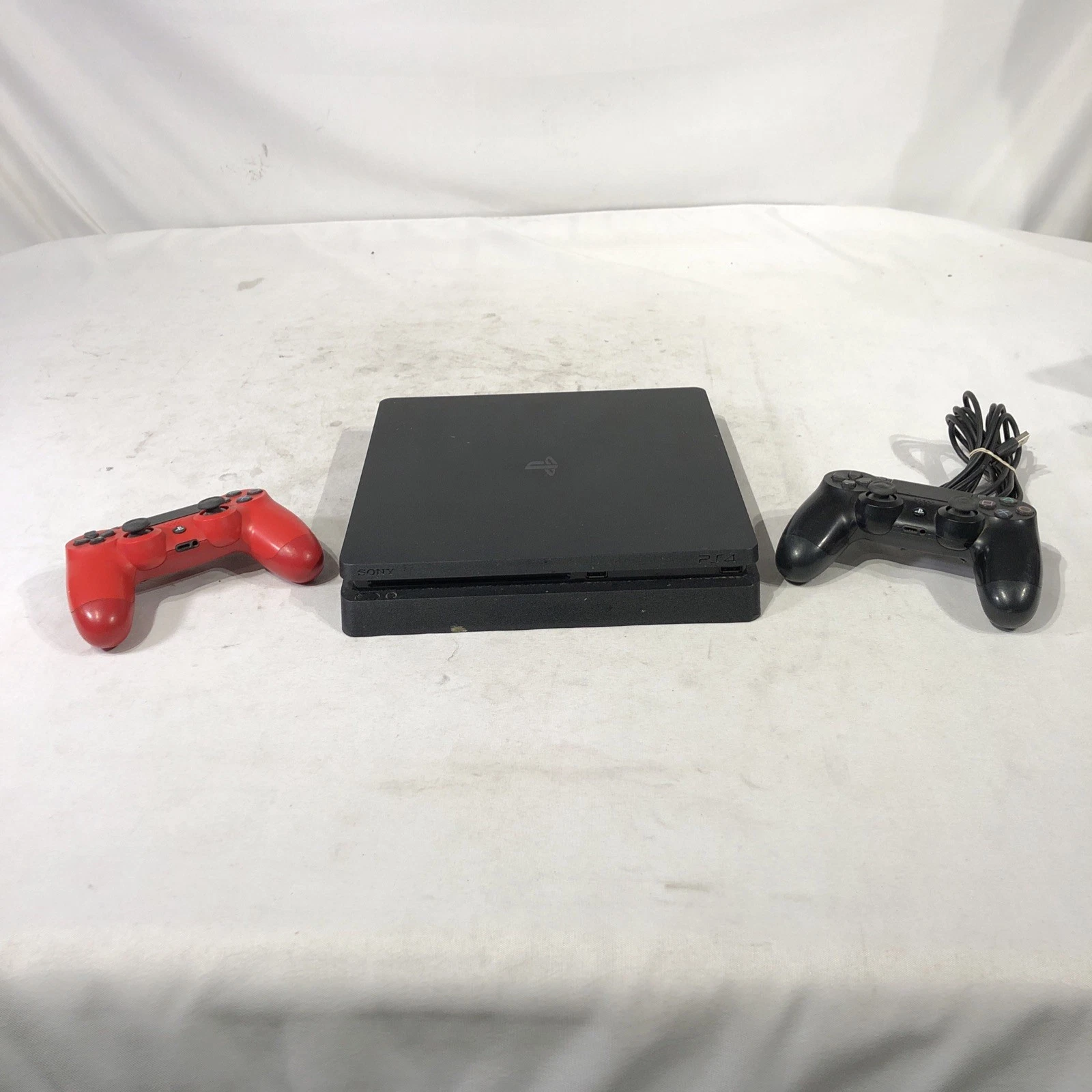 Sony PlayStation 4 Slim PS4 1TB Black Console CUH 2015B W/ 2 Controllers
