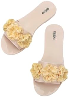 Springtime Babe by Melissa