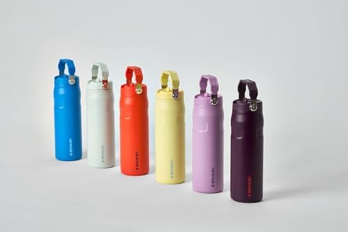 STANLEY - Botella de agua IceFlow Flip Straw 2.0 con pajilla abatible, abertura más grande, acero inoxidable aislado, sin bisfenol A, 36 onzas, liviana y antiderrames, color verde Meadow