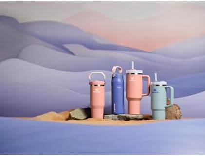 STANLEY - Botella de agua IceFlow Flip Straw 2.0 con pajilla abatible, abertura más grande, acero inoxidable aislado, sin bisfenol A, 36 onzas, liviana y antiderrames, color verde Meadow