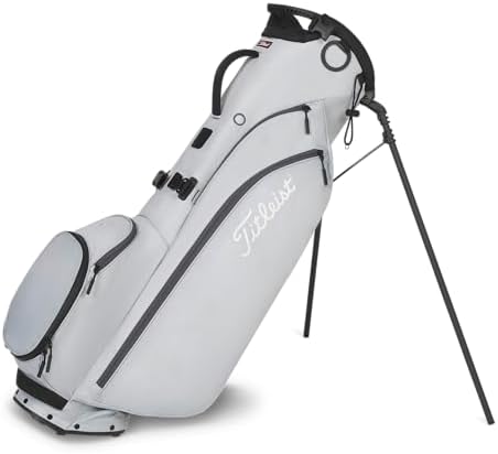 Titleist   Players 4 Carbon Golf Bag