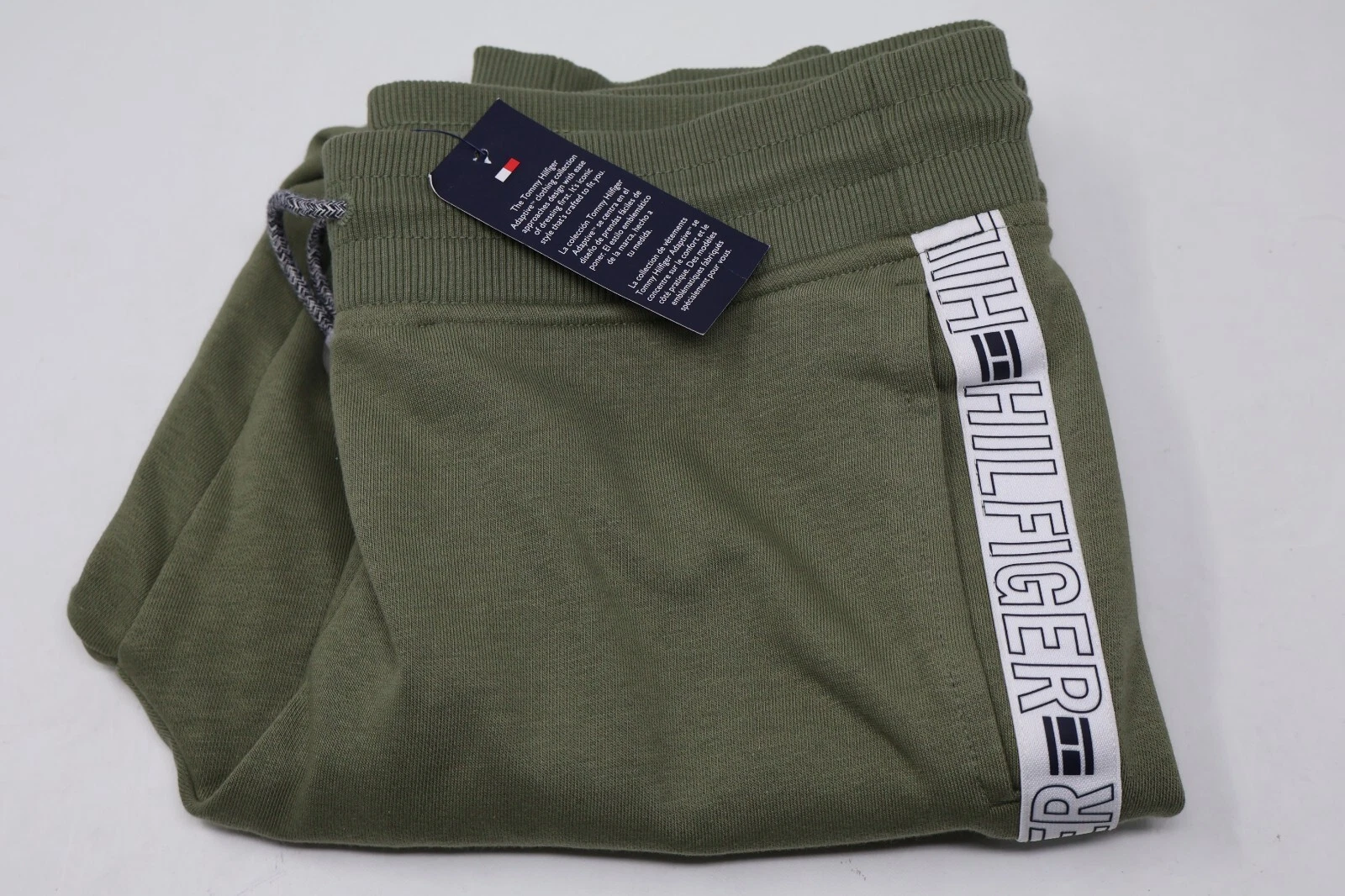 Tommy Hilfiger Jogging Sweat Pants Jogger Sweatpants Men s Green Size Medium NWT