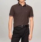 Polo Tommy Hilfiger de secado rápido con protección UV y ribete de rayas para hombre