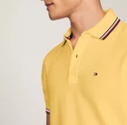 Polo Tommy Hilfiger de secado rápido con protección UV y ribete de rayas para hombre