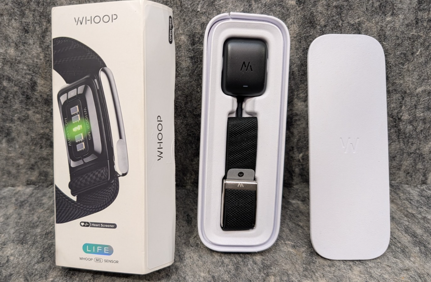 WHOOP WS50 Life MG Heart Rate Sensor Obsidian/Titanium   New/Open Box  