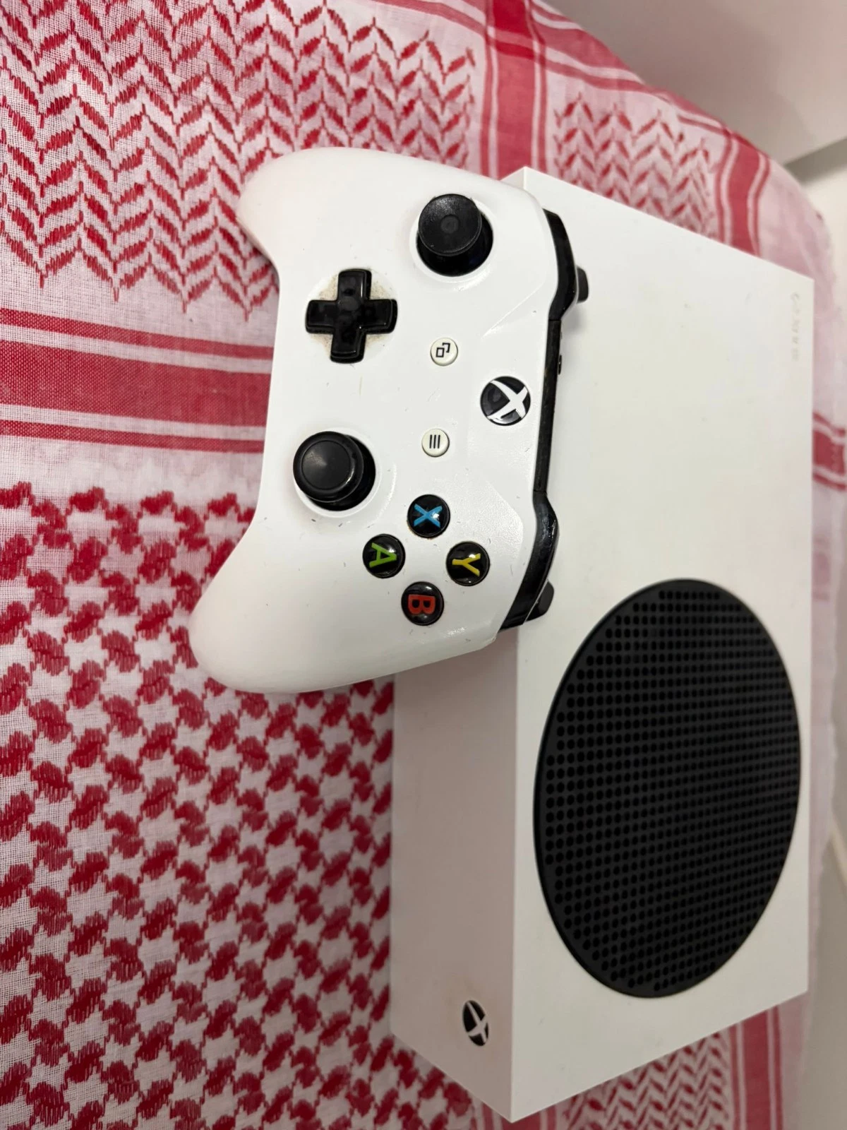 Xbox Series S 512GB   1 Controllers   HDMI Cable