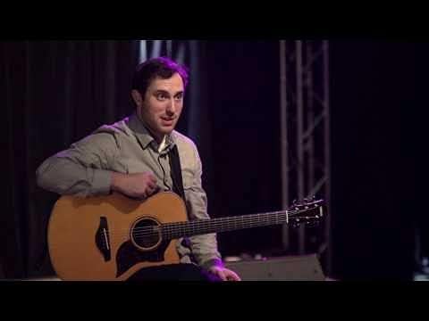 Yamaha AC5R ARE Concert Cutaway   Vintage Natural