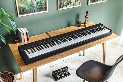 Yamaha Weighted Action 88 Key Digital Piano   Includes Power Adapter and Sustain Foot Switch