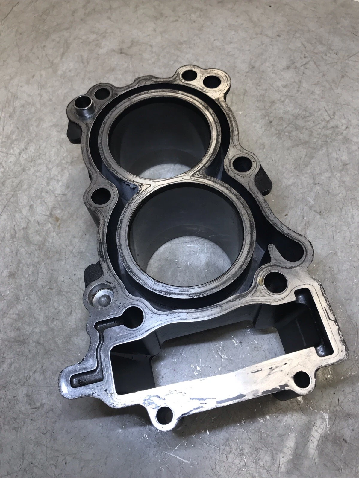 Yamaha YZF R3 2016 Cylinders