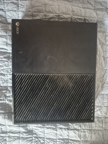 CONSOLE & ALL CABLES ONLY  Microsoft Xbox One 500GB Console Black Model #1540