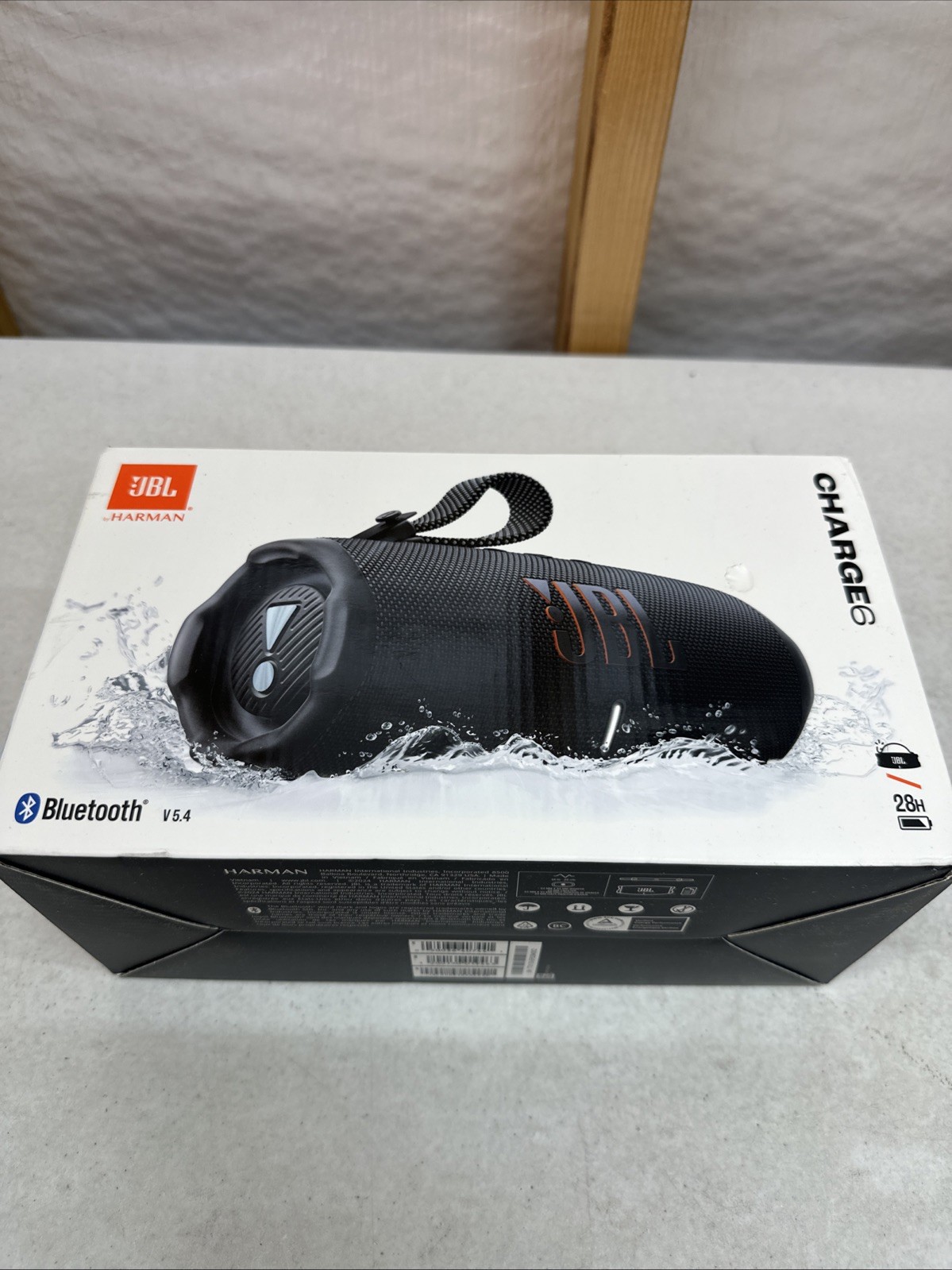 BRAND NEW   JBL Charge 6 Portable Bluetooth SPEAKER Waterproof   BLACK