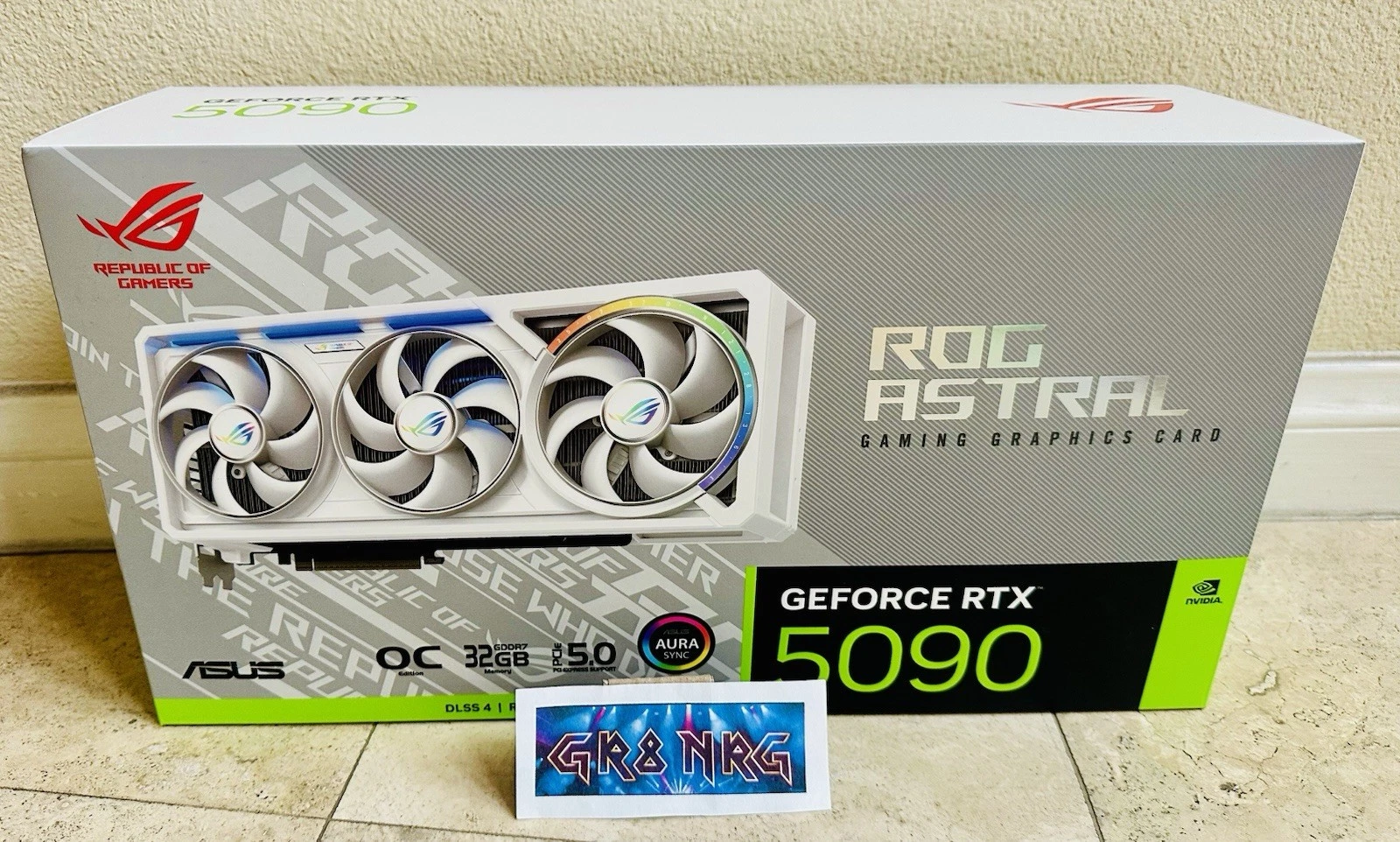    ASUS ROG Astral RTX 5090 32G OC White Edition   NEW /SEALED & SHIPS NOW      
