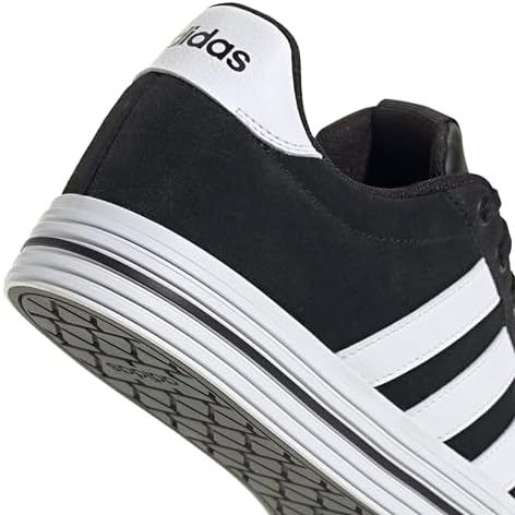 Talla 9.5 - adidas Mens Daily 4 0 Shoe