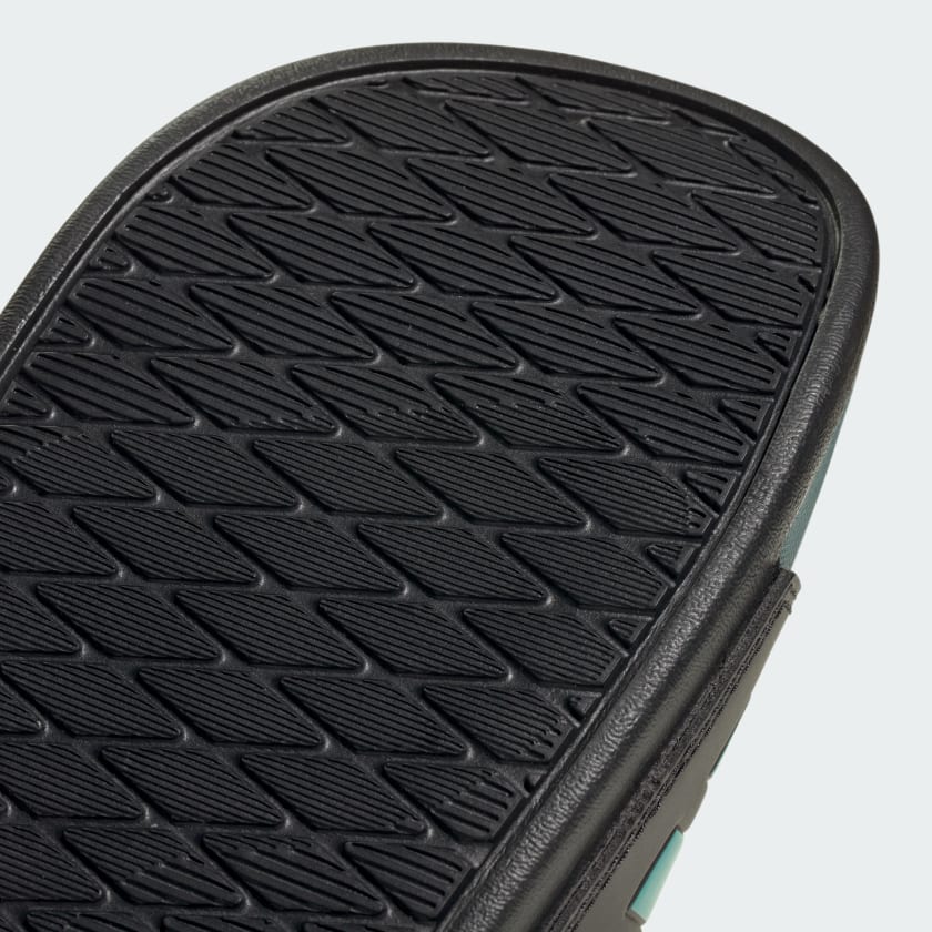 adidas men Adilette Comfort Slides