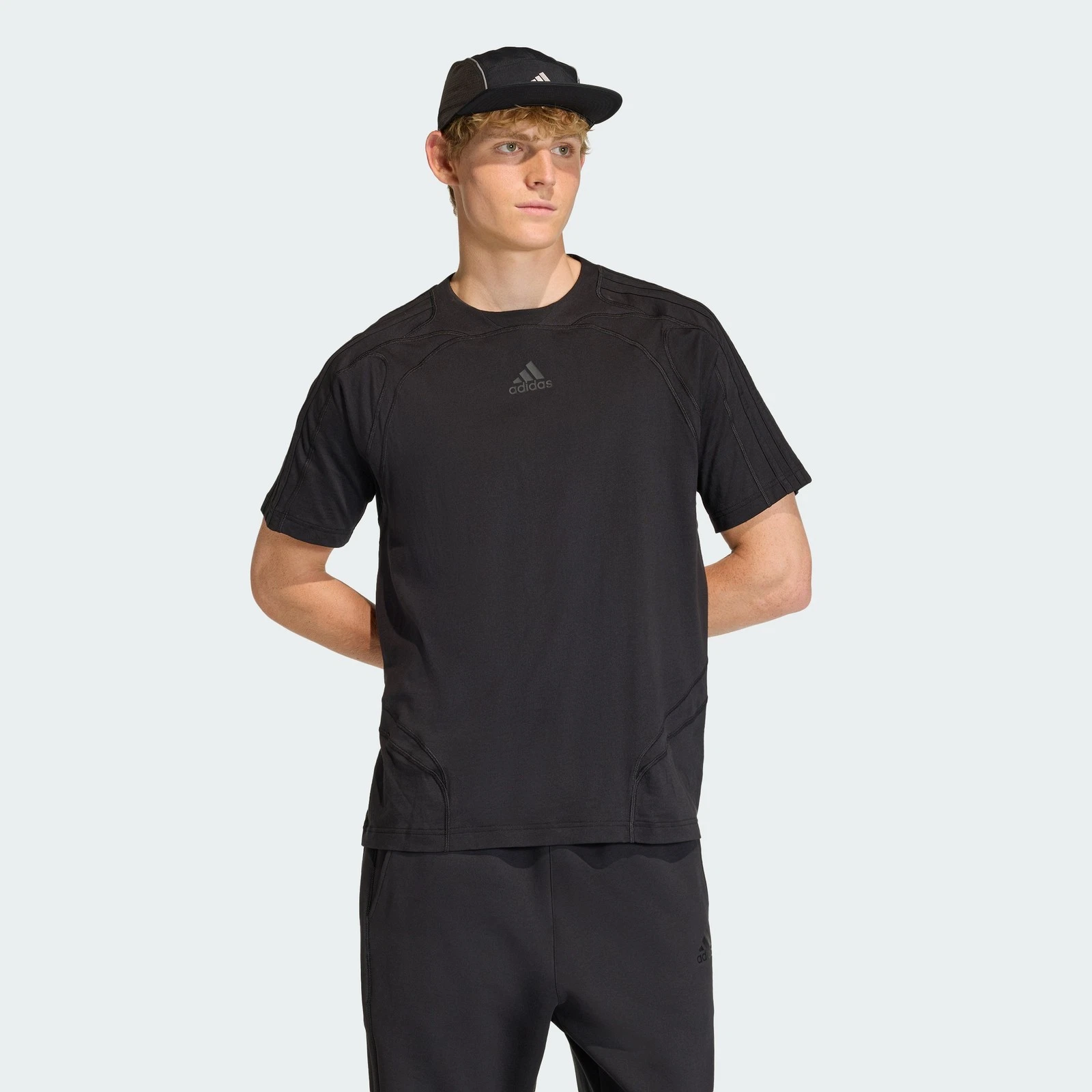 Talla M Color Azul adidas men CUTLINE REGULAR TEE